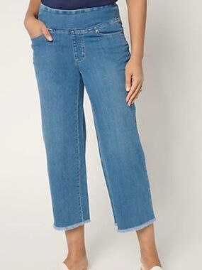 Belle by Kim Gravel Mid-Rise Cropped Wide-Leg Jeans - Medium Blue